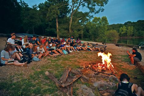 Kanakuk camp - Kanakuk Kamps is one of the largest Christian camps in the nation. Each summer, more than 20,000 kids from age 7-17 pay thousands of dollars each to stay at the camp. Some of the most prominent leaders in the evangelical world have worked with the camp and its leaders, Joe and Debbie-Jo White. ...